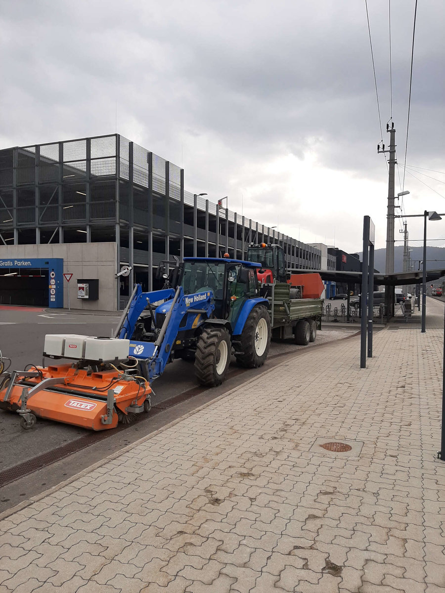 Arbeitsfahrzeuge von Salamon Erdbewegung und Winterdienst