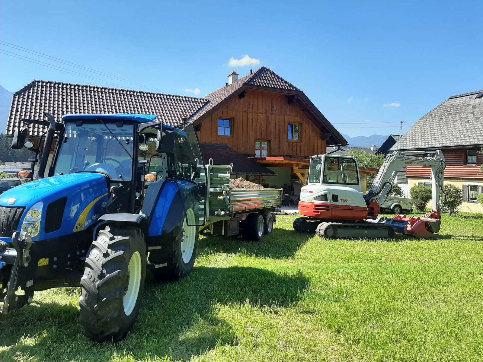 Traktor von Salamon Erdbewegung und Winterdienst
