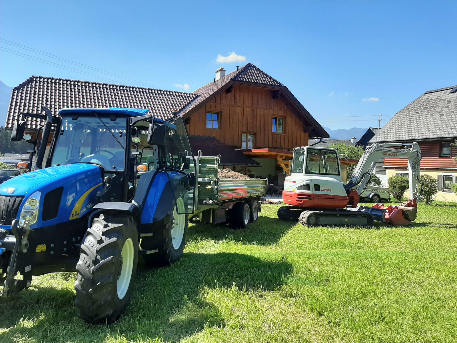 Traktor von Salamon Erdbewegung und Winterdienst